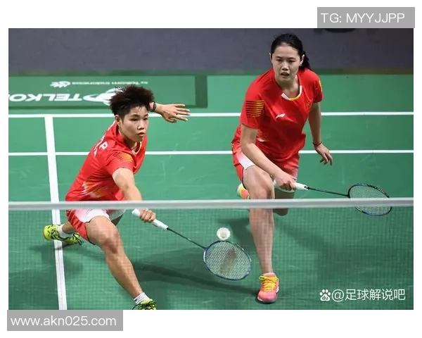 西安羽毛球队的默契配合与战术探讨助力竞技水平提升 西安羽毛球队的默契配合与战术探讨助力竞技水平提升